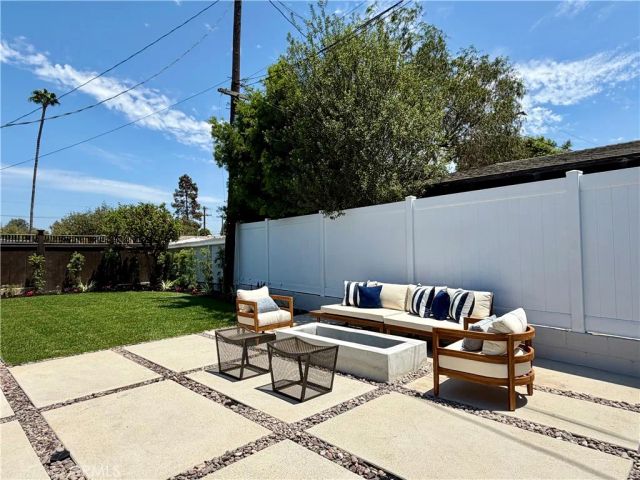 3064 Gibraltar, Costa Mesa, CA 92626
