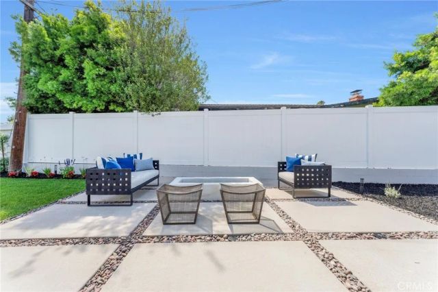 3064 Gibraltar, Costa Mesa, CA 92626