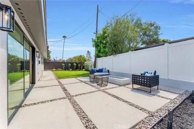 3064 Gibraltar, Costa Mesa, CA 92626