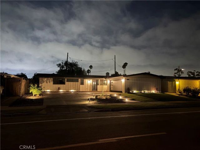 3064 Gibraltar, Costa Mesa, CA 92626