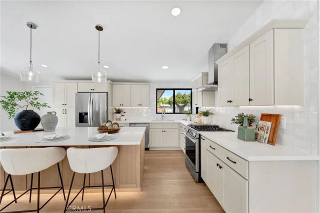 3064 Gibraltar, Costa Mesa, CA 92626