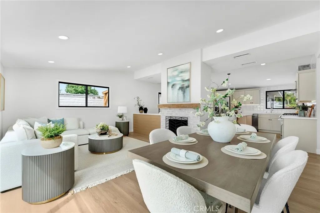 3064 Gibraltar, Costa Mesa, CA 92626