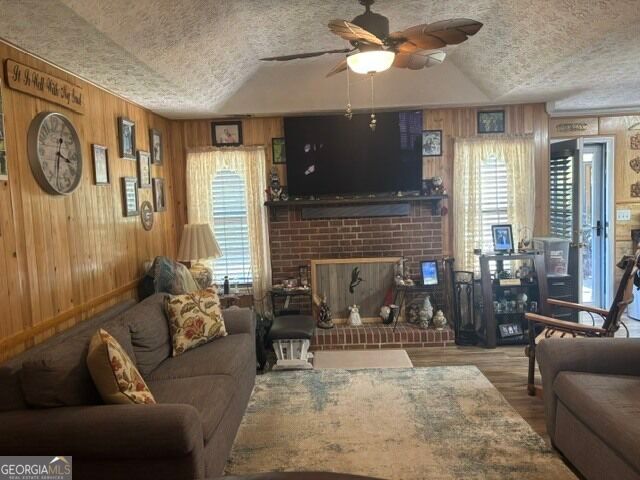 317 Crosswalk Drive, Auburn, GA 30011