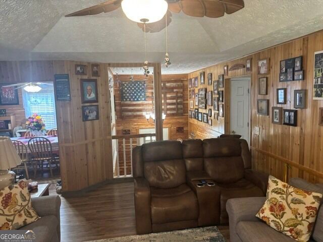 317 Crosswalk Drive, Auburn, GA 30011