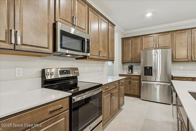 484 Veridian Circle NW, Palm Bay, FL 32907