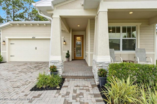 484 Veridian Circle NW, Palm Bay, FL 32907