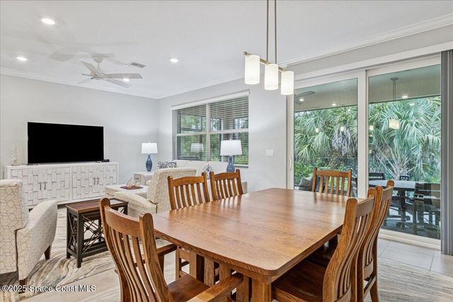 484 Veridian Circle NW, Palm Bay, FL 32907