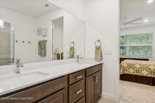 484 Veridian Circle NW, Palm Bay, FL 32907