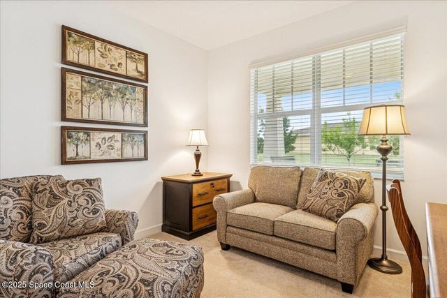 484 Veridian Circle NW, Palm Bay, FL 32907