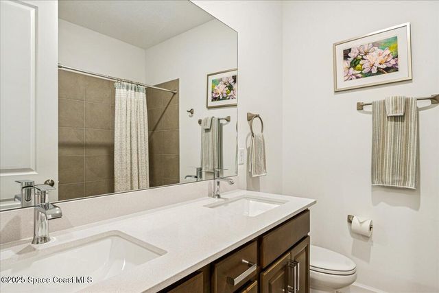 484 Veridian Circle NW, Palm Bay, FL 32907