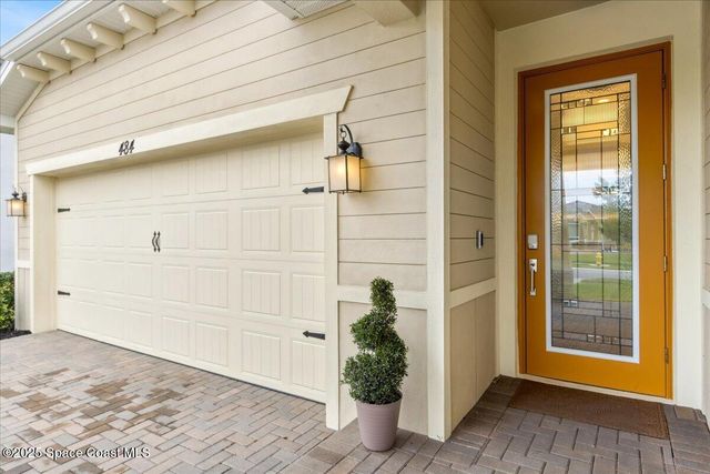 484 Veridian Circle NW, Palm Bay, FL 32907