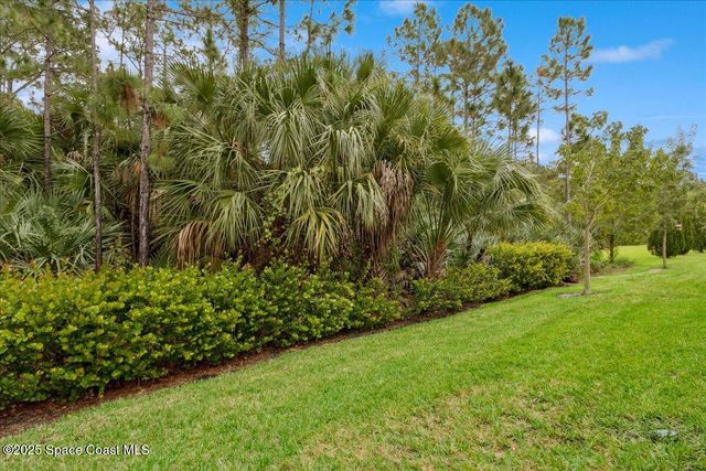 484 Veridian Circle NW, Palm Bay, FL 32907