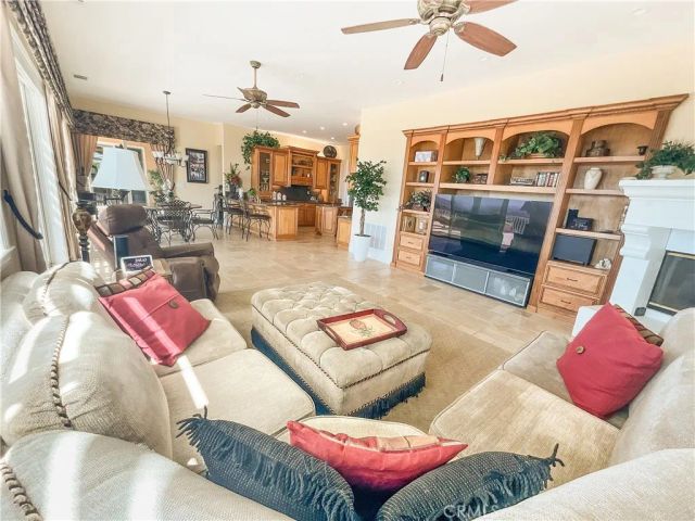 38525 Via De Oro, Temecula, CA 92592