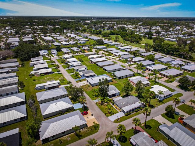 48 Florida Way, Port St. Lucie, FL 34952