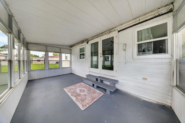 48 Florida Way, Port St. Lucie, FL 34952