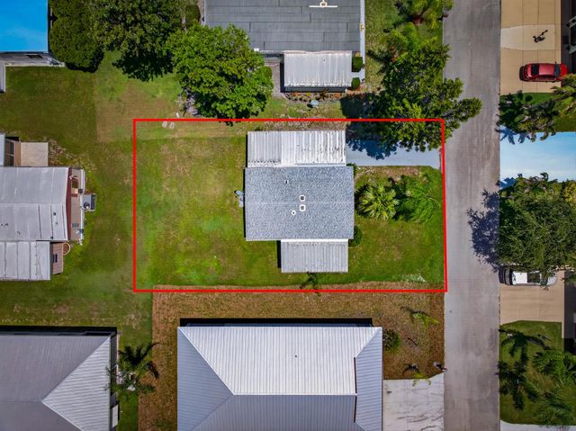 48 Florida Way, Port St. Lucie, FL 34952