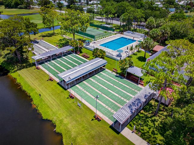 48 Florida Way, Port St. Lucie, FL 34952