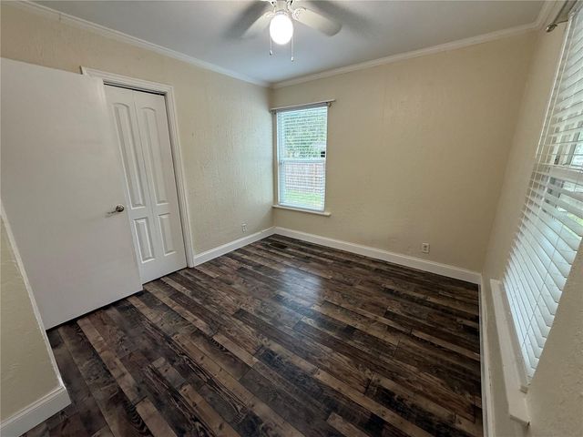 3833 IRIS STREET N, St Petersburg, FL 33703