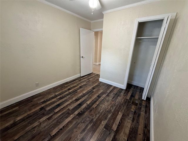 3833 IRIS STREET N, St Petersburg, FL 33703