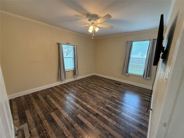 3833 IRIS STREET N, St Petersburg, FL 33703