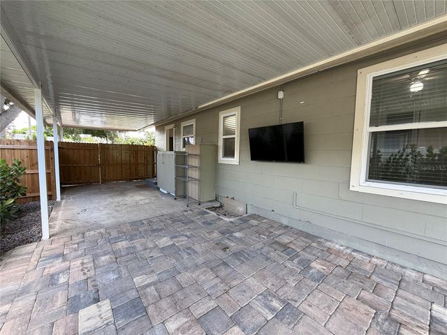3833 IRIS STREET N, St Petersburg, FL 33703