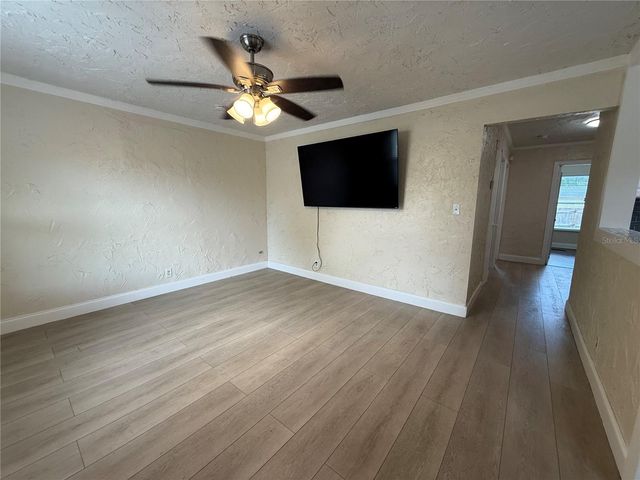 3833 IRIS STREET N, St Petersburg, FL 33703
