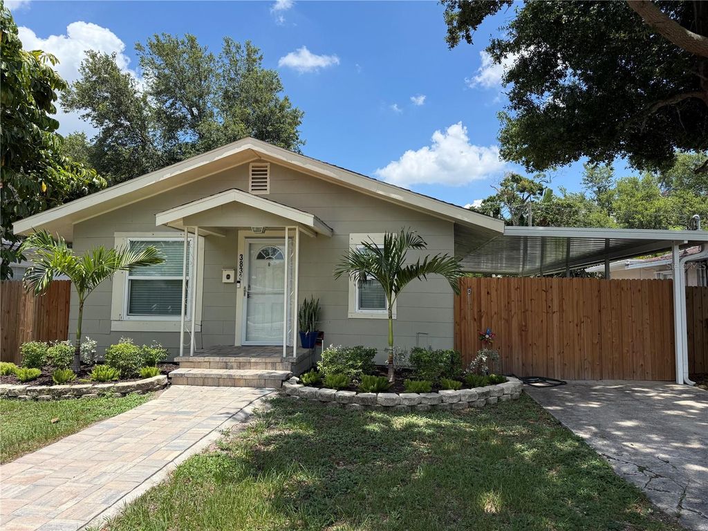 3833 IRIS STREET N, St Petersburg, FL 33703