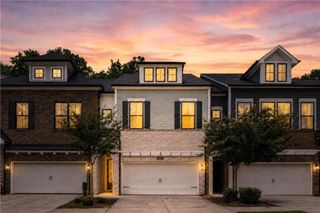 945 Kenway Avenue, Roswell, GA 30076