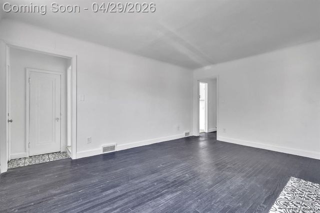 5903 Somerset Avenue, Detroit, MI 48224