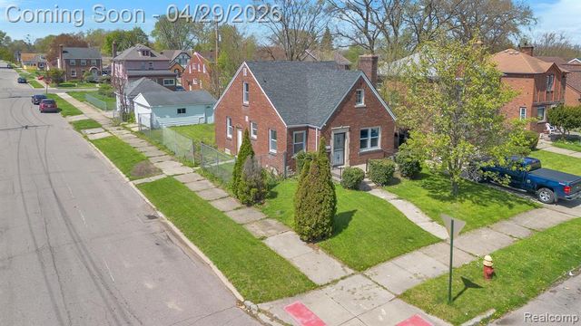 5903 Somerset Avenue, Detroit, MI 48224