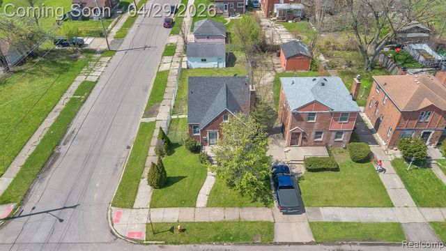5903 Somerset Avenue, Detroit, MI 48224