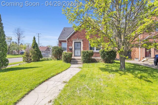 5903 Somerset Avenue, Detroit, MI 48224