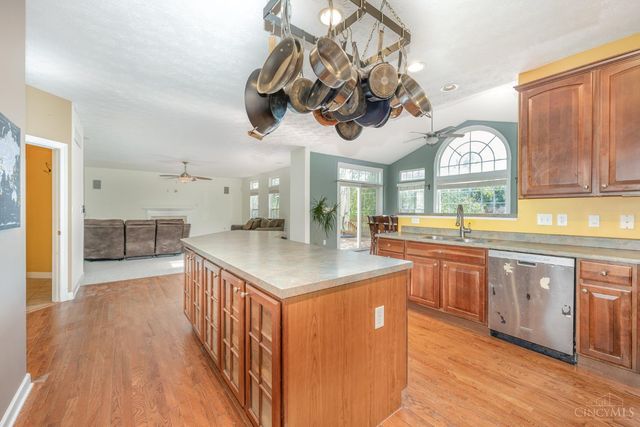 345 Countryside Drive, Lebanon, OH 45036