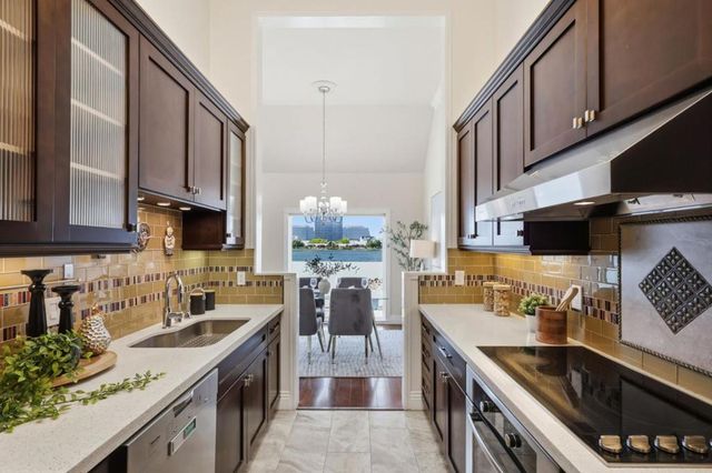 608 Portofino Lane, Foster City, CA 94404