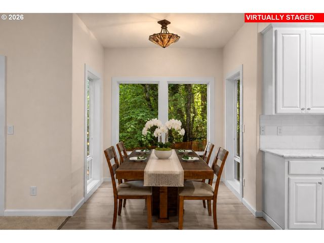 15820 Sw FLAGSTONE Dr, Beaverton, OR 97007