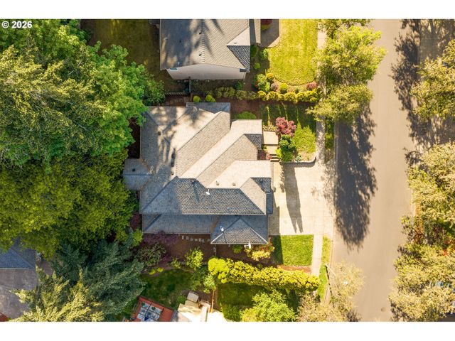 15820 Sw FLAGSTONE Dr, Beaverton, OR 97007
