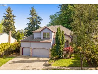15820 Sw FLAGSTONE Dr, Beaverton, OR 97007