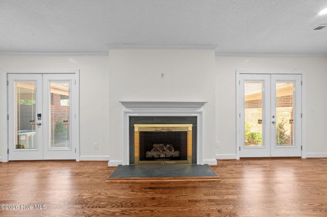 809 Greenbriar Road, Kinston, NC 28501