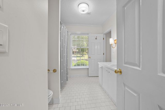 809 Greenbriar Road, Kinston, NC 28501