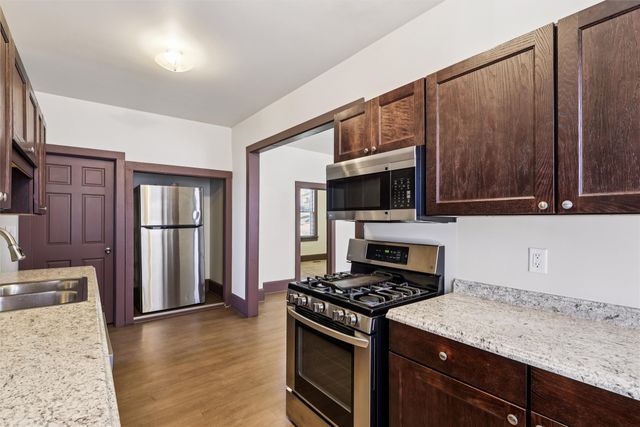 1925 Francis Avenue, Des Moines, IA 50314