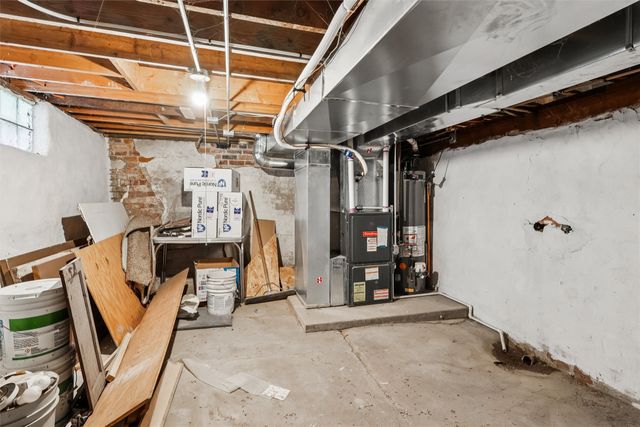 1925 Francis Avenue, Des Moines, IA 50314