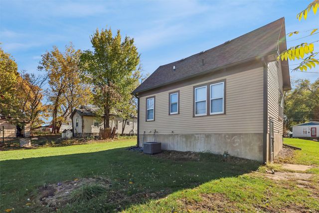 1925 Francis Avenue, Des Moines, IA 50314