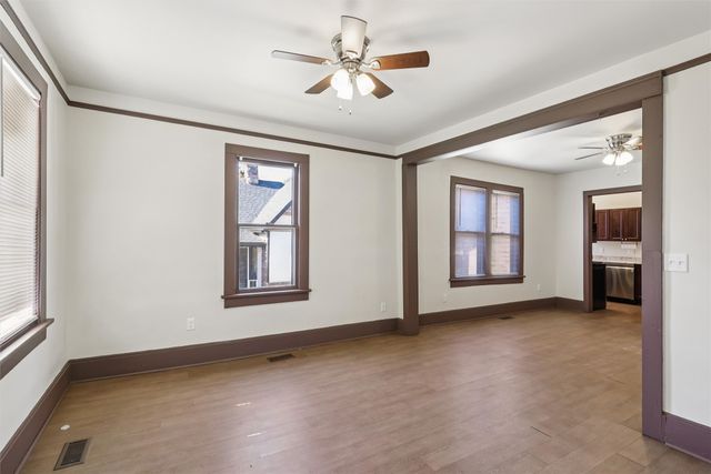 1925 Francis Avenue, Des Moines, IA 50314