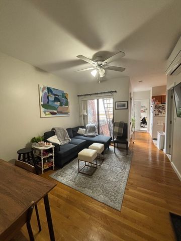 172 Salem St 2, Boston, MA 02113