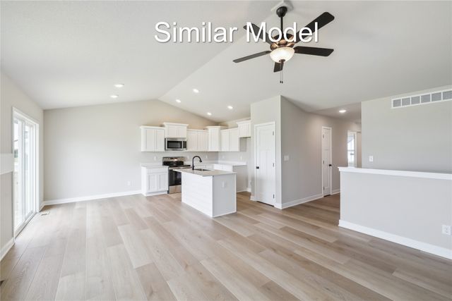 4405 NW Olivia Lane, Ankeny, IA 50023