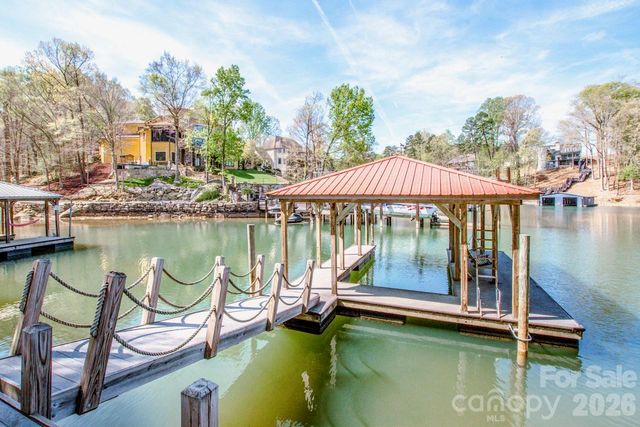 125 Melrose Lane, Mooresville, NC 28117