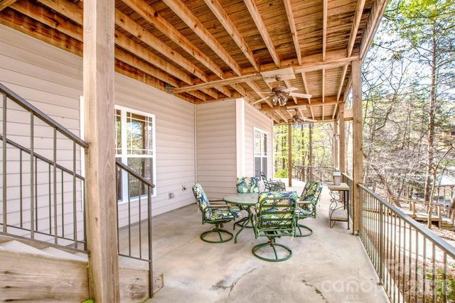 125 Melrose Lane, Mooresville, NC 28117