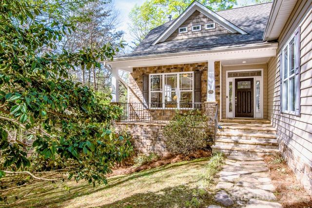 125 Melrose Lane, Mooresville, NC 28117