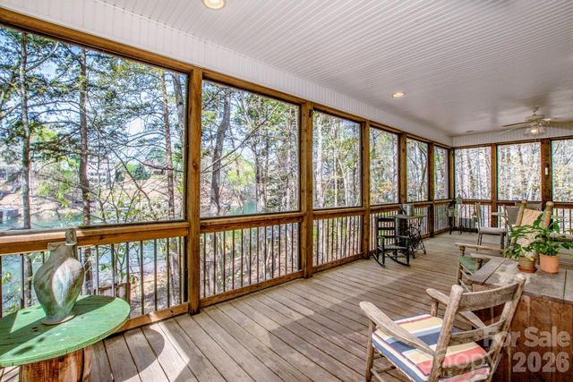 125 Melrose Lane, Mooresville, NC 28117