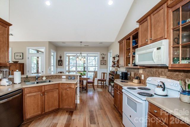 125 Melrose Lane, Mooresville, NC 28117